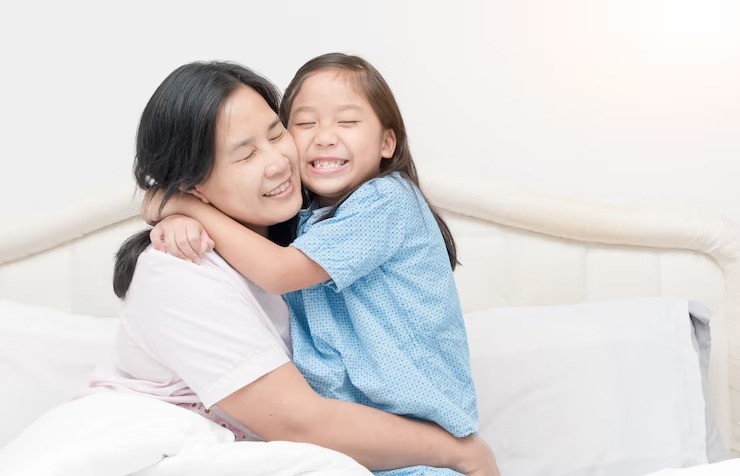 cara mendidik anak perfeksionis, tips parenting anak ambisius, cara menghadapi anak takut gagal, disiplin positif anak, anak terlalu menuntut diri, mengasuh anak cerdas emosional, strategi pengasuhan anak sensitif, anak berstandar tinggi.